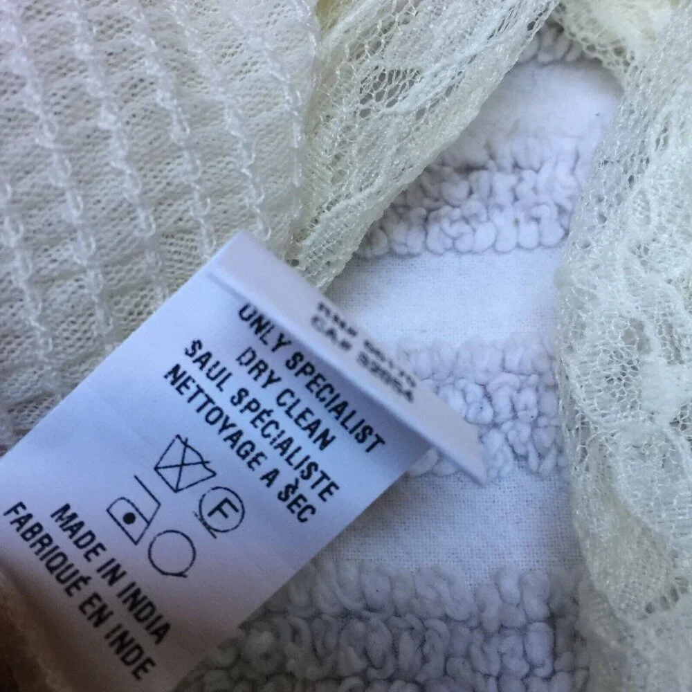 Anthropologie Blank London Embroidered Tali Lace Blouse Small Long Sleeve White